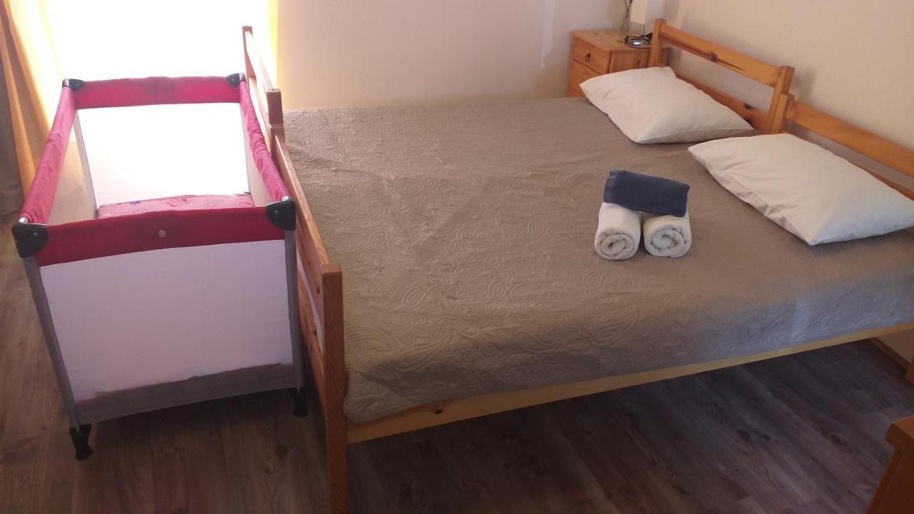 Relax in Črni Kal 2 Apartment Bagian luar foto
